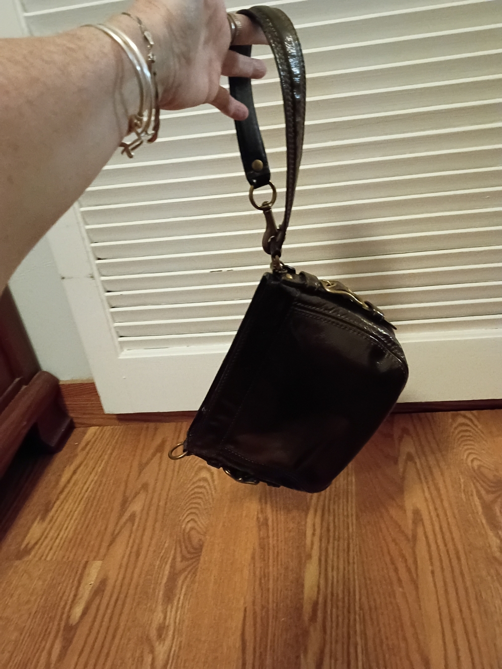 Coach Shiny Dark Brown Leather Shoulder Bag Zoe Bag - Picture 8 of 8